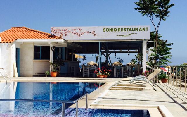 Sonio Beach Hotel