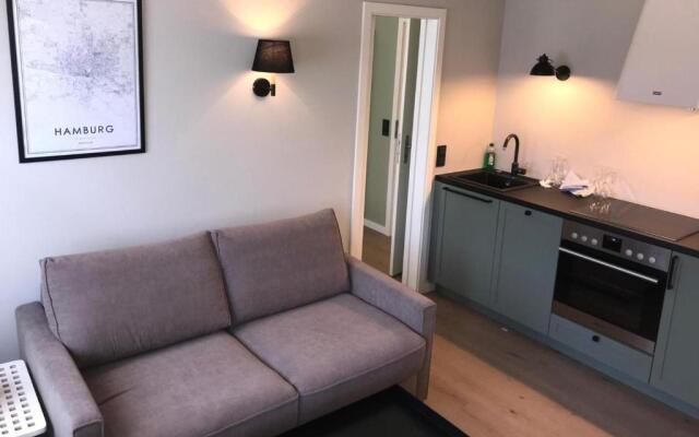 HAMBURG-No-5-Altes-Bootshaus