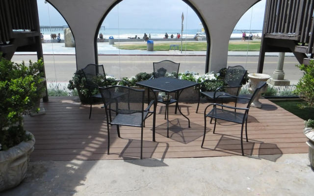 Ocean Beach Hotel