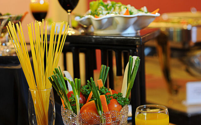 Avenra Garden Hotel