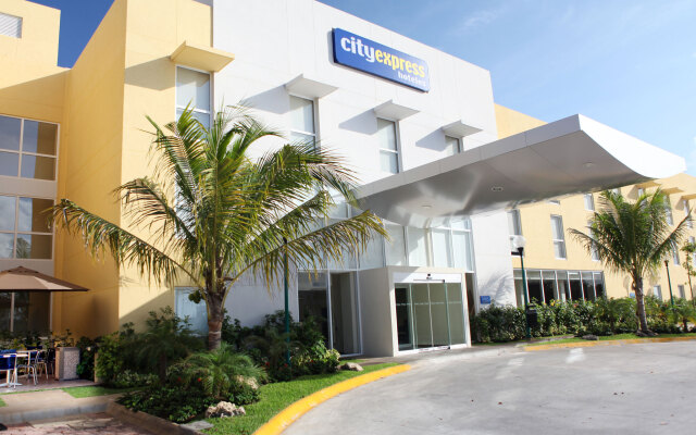 City Express by Marriott Playa Del Carmen