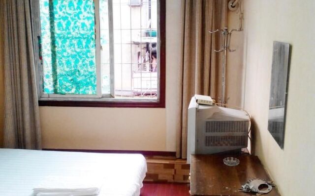 Huangting Hotel