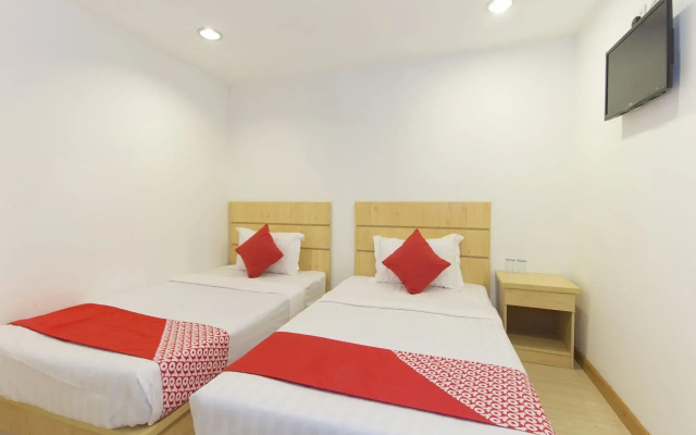 Super OYO 530 Dd Hotel