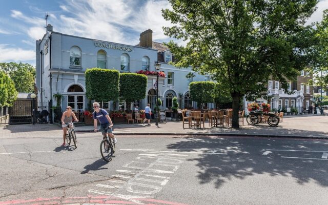 Priory Road West By Onefinestay