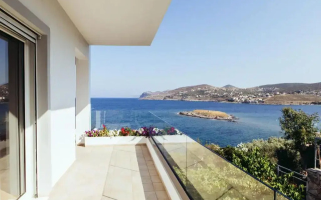 Daskalio Sea Front House