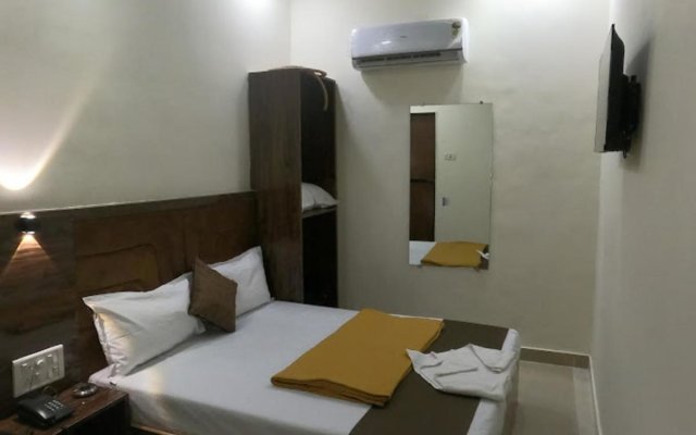 Hotel Siddharth Residency Siddharth Nagar Goregaon West
