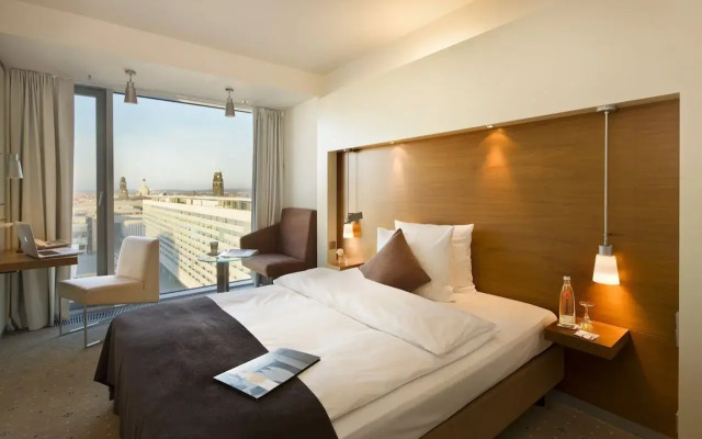 Occidental Dresden Newa