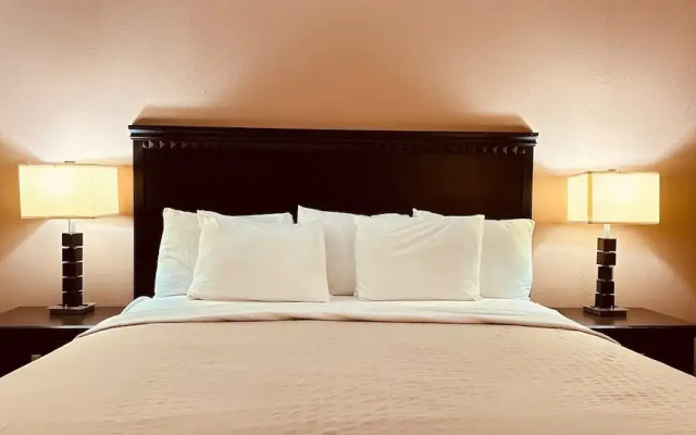 The Best Inn & Suites