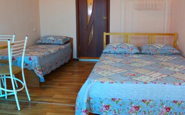 U Azovskovo Morya Mini-hotel