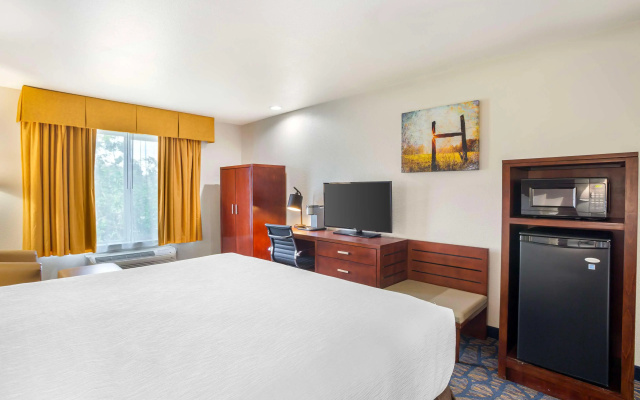 Best Western Plus Villa Del Lago Inn Patterson