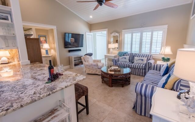 Sunshine Reef Apartment 4
