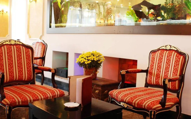 Prahova Plaza Hotel