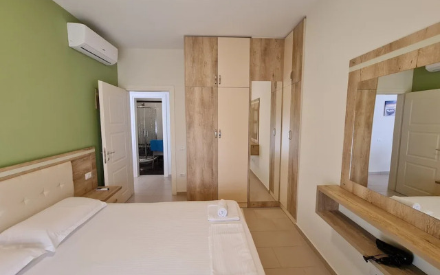 Holiday 2-bedroom Apartment in Vlora