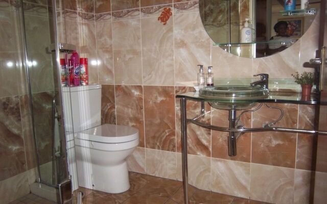 Franchise Sister Guest House