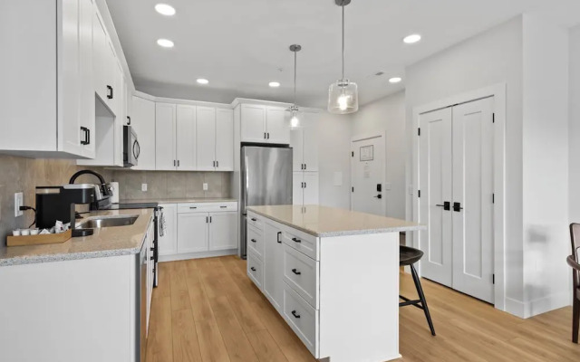 The Loop Downtown By Kasa