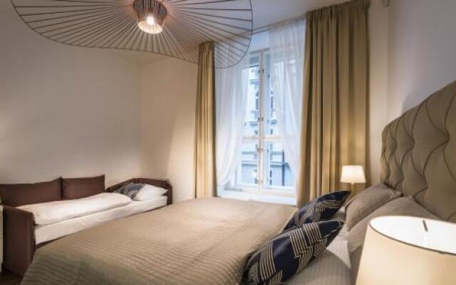 Luxury Modern Designed Oldtown Apartment