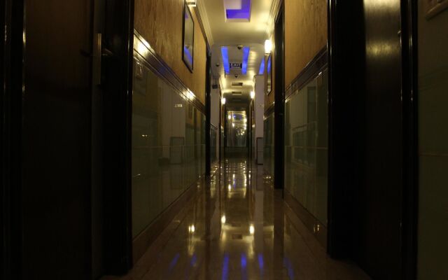 OYO 527 Hotel Le Cadre