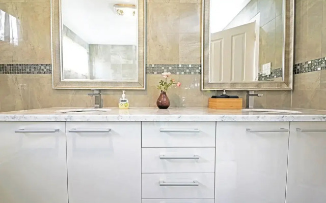Melbourne Luxury Villa at Doncaster