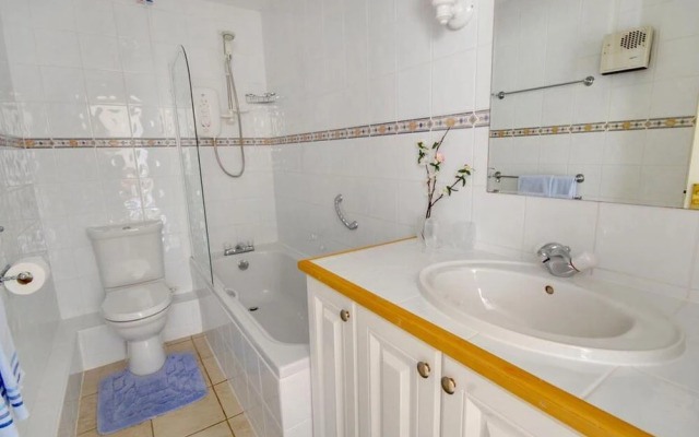 Flat 24 Clifton Court Croyde