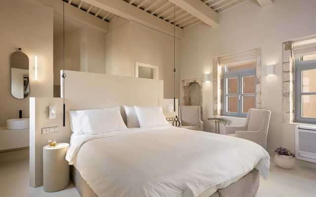 Azade Chania