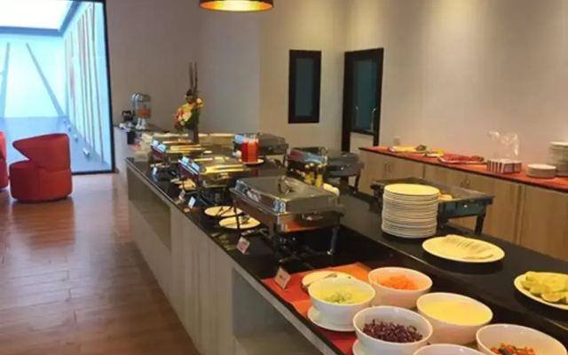 Orchid Riverview Hotel