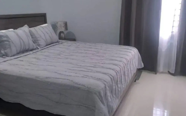 Montana Villa-ochorios-sleeps6-aircon-pool-tv-wifi