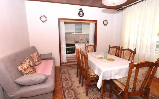 Apartments Slavica Žedno