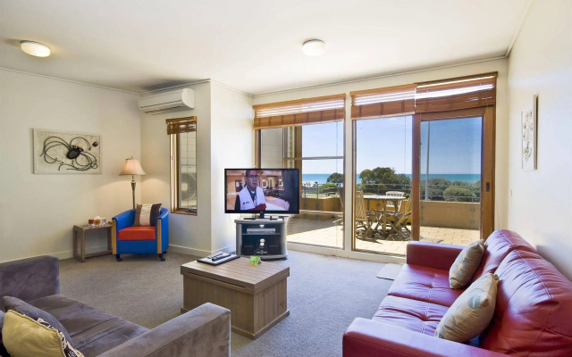 Lornebeach Apartments