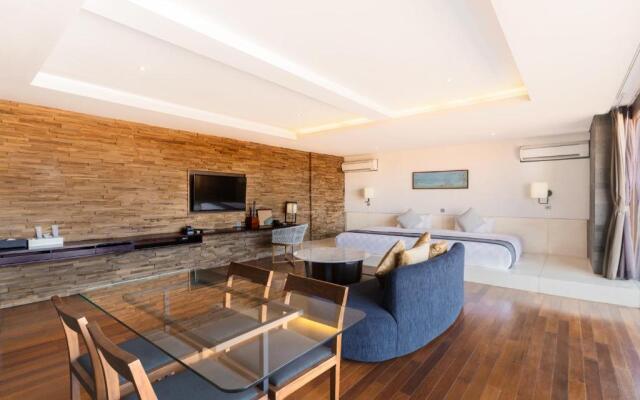 Suites by Watermark Hotel and Spa