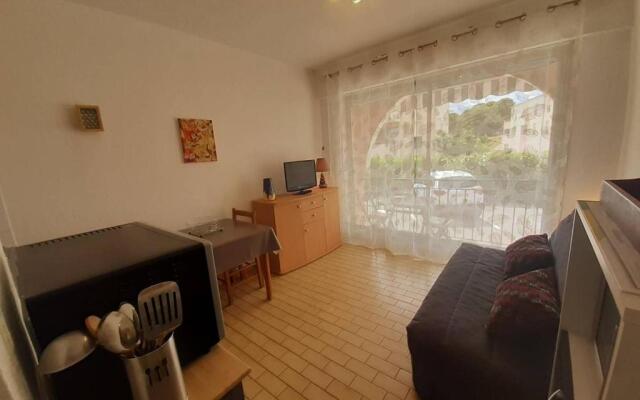 Appartement Balaruc-les-Bains, 1 pièce, 2 personnes - FR-1-571-19