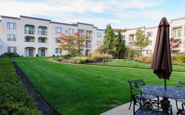 DoubleTree Suites by Hilton Hotel Mt. Laurel