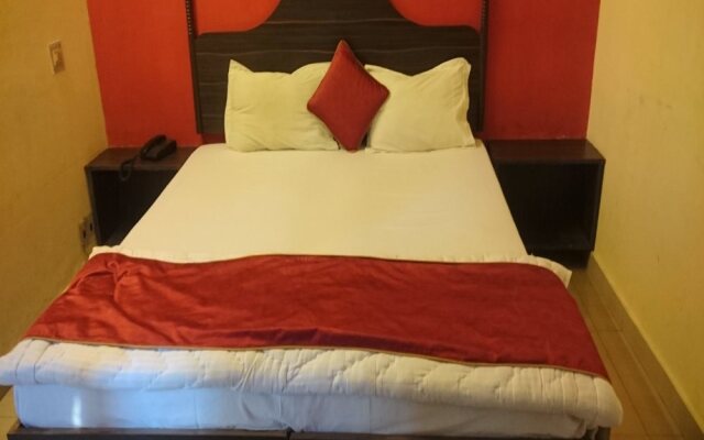 Hotel Aditya Inn