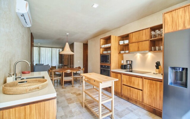 Santomar Tulum A102 By Lockey