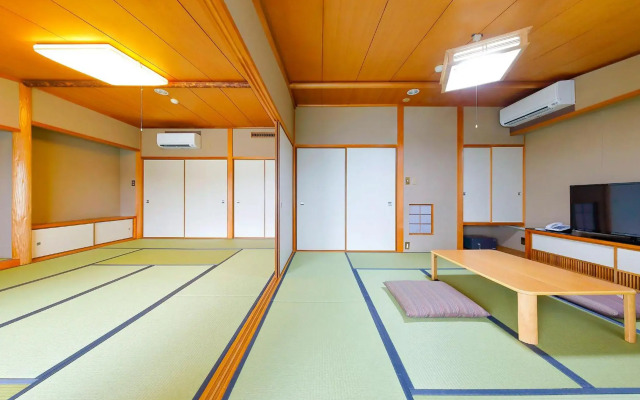 Ooedo Onsen Monogatari Nanki Kushimoto