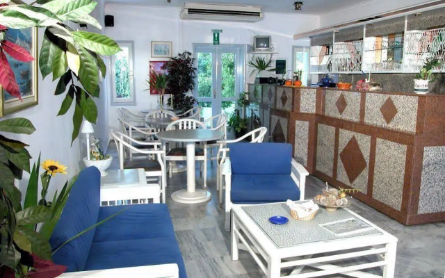 Dreamland Hotel Apartments