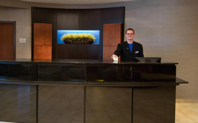 Courtyard by Marriott Madison East