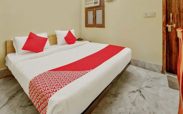 Yadav House by OYO Rooms