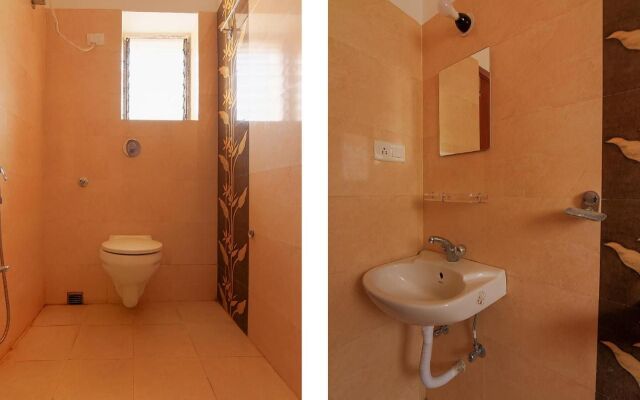 Fabhotel Amar Raj Inn