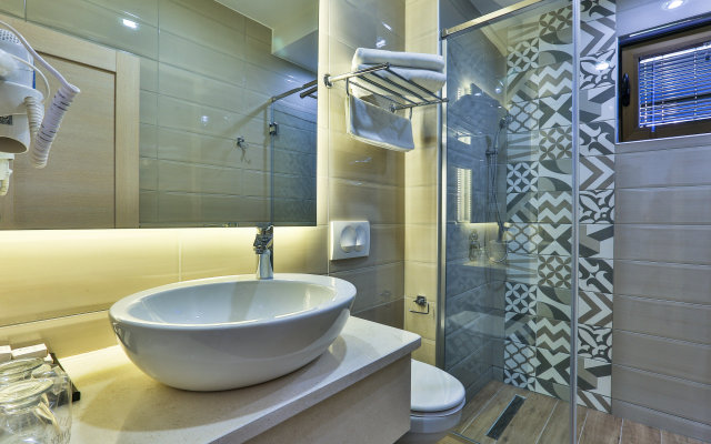 Harmony by Aycon Hotel