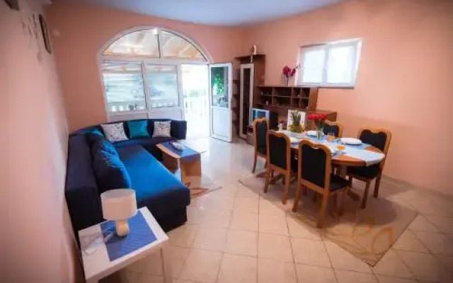 Ivano Apartments