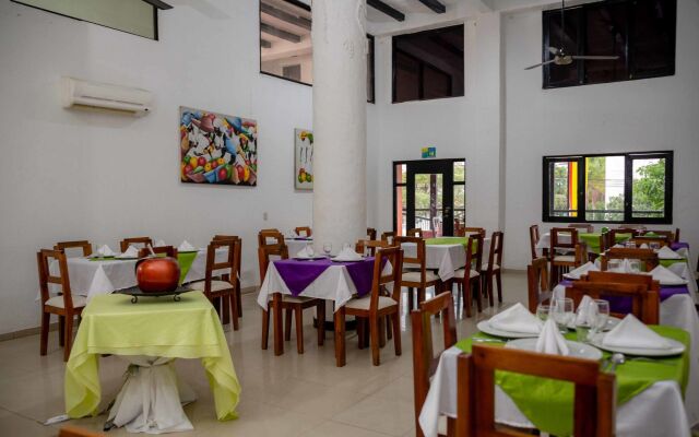 Hotel Sansiraka Suites By GEH Suites