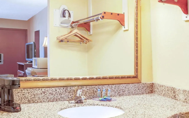 Knights Inn Mount Laurel