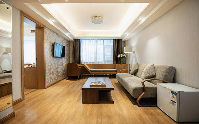 Starway Hotel