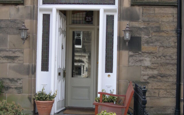 Arrandale Guest House