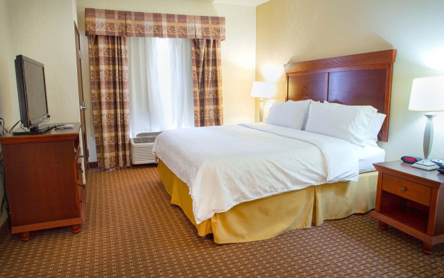 Holiday Inn Express & Suites Center by IHG