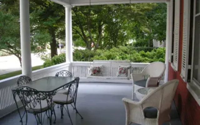 Cambridge House Bed & Breakfast