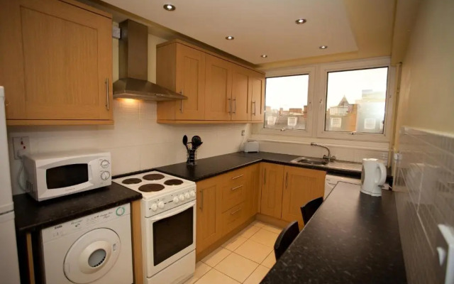 Victoria Centre Apartments & Annexe