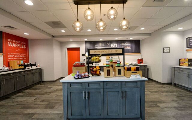 Hampton Inn & Suites Lenoir