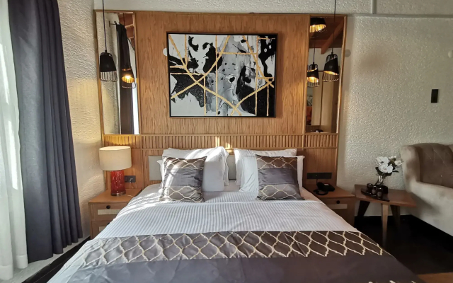 Hay Hotel - Adult Only