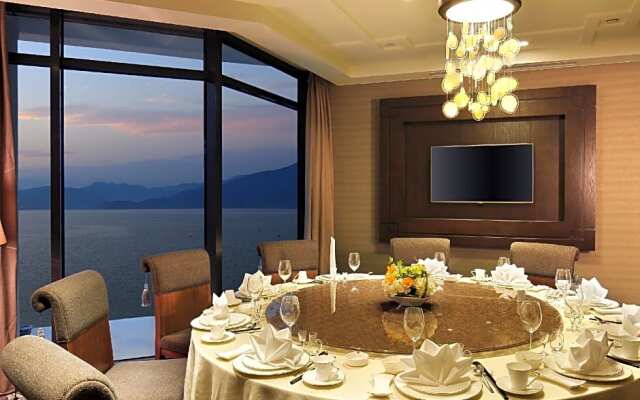 Crowne Plaza Huangshan Taiping Lake